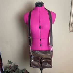 FOSSIL Crossbody Brown Pebble Leather W/Bag Front and Back Zipper Pockets